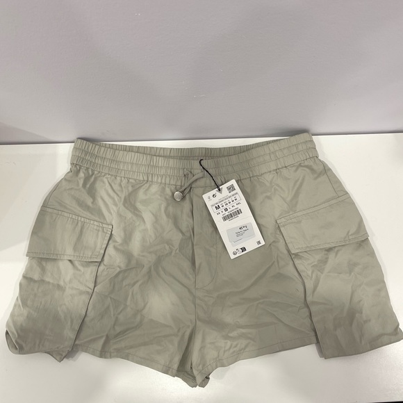 ZARA SILVER GREY NYLON SHORTS - Picture 1 of 4